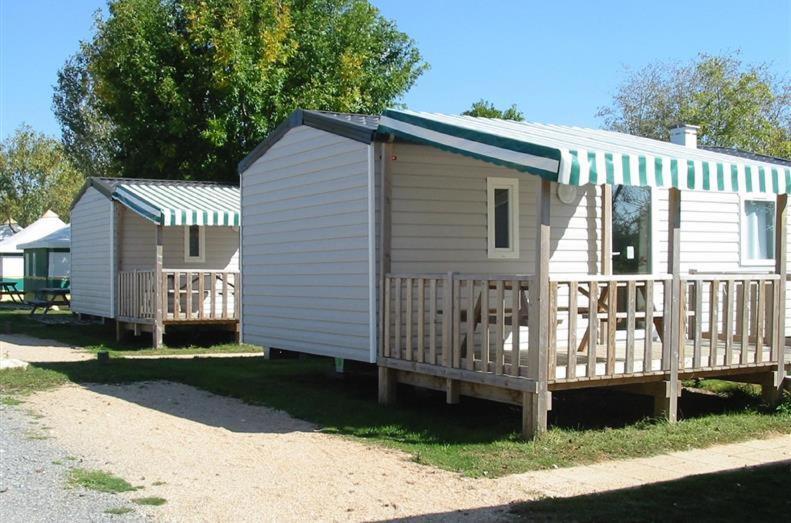 Camping Du Lac De ساوجون المظهر الخارجي الصورة